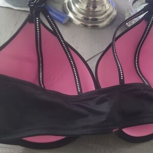 PINK Victoria's Secret Black and Pink Bra Intimates